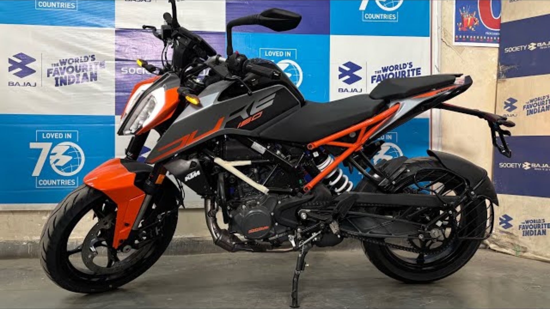 KTM Duke 160 2026: Pantalla TFT, Precio en Carretera, Colores y Velocidad Máxima
