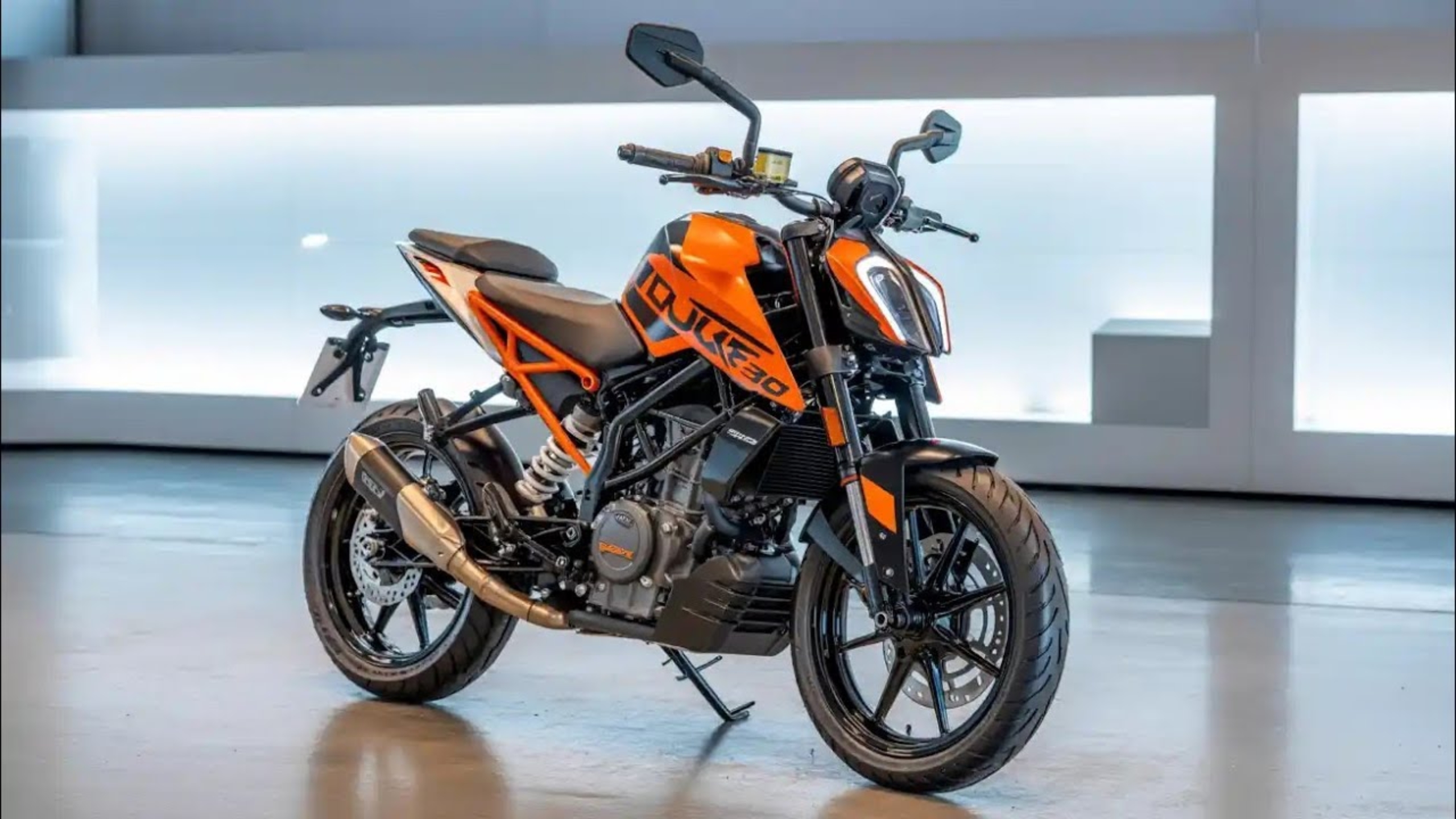 KTM Duke 390 BS7 Dark Series 2026: Reseña completa y análisis detallado